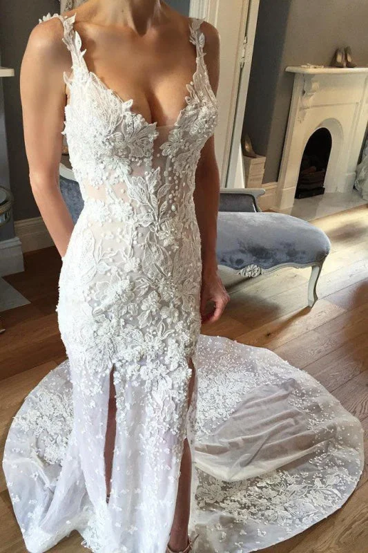 Sheath V-neck Sleeveless Court Train Lace Appliques Beach Wedding Dress