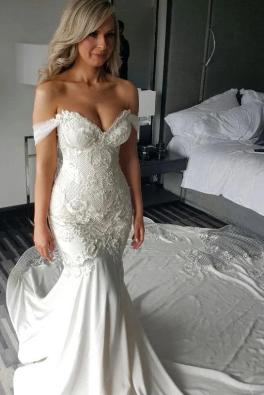 Gorgeous Mermaid Off the Shoulder Lace Appliques Wedding Dress