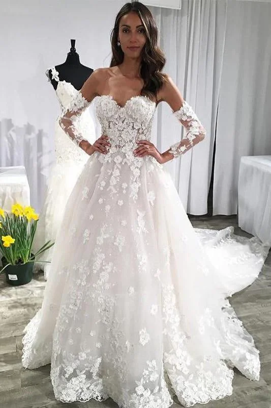 Unique Sweetheart Puffy Lace Appliqued Backless Beach Wedding Dress