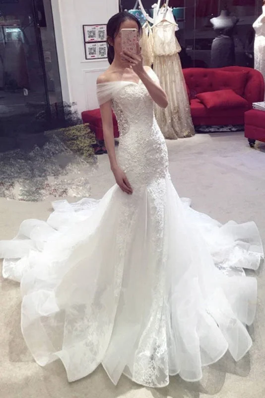 Sexy Mermaid Off-the-shoulder Chapel Train Lace Applique Wedding Dress